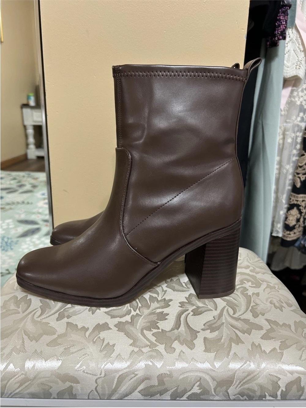 Kohl's Dark Brown Faux-Leather Block Heel Ankle Boots